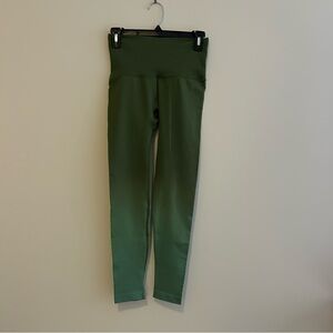 Yelete Leggings Olive Green Ombré Fade 7/8 Length High Rise Workout Pants Small